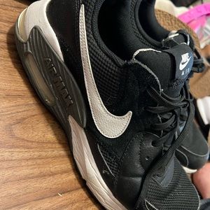Size 11 Nike AirMax men